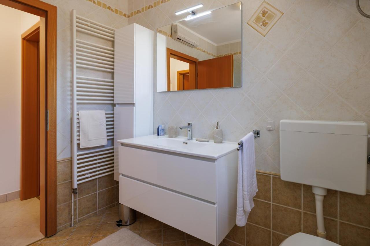 Apartman La vista e' bella Kornić Esterno foto